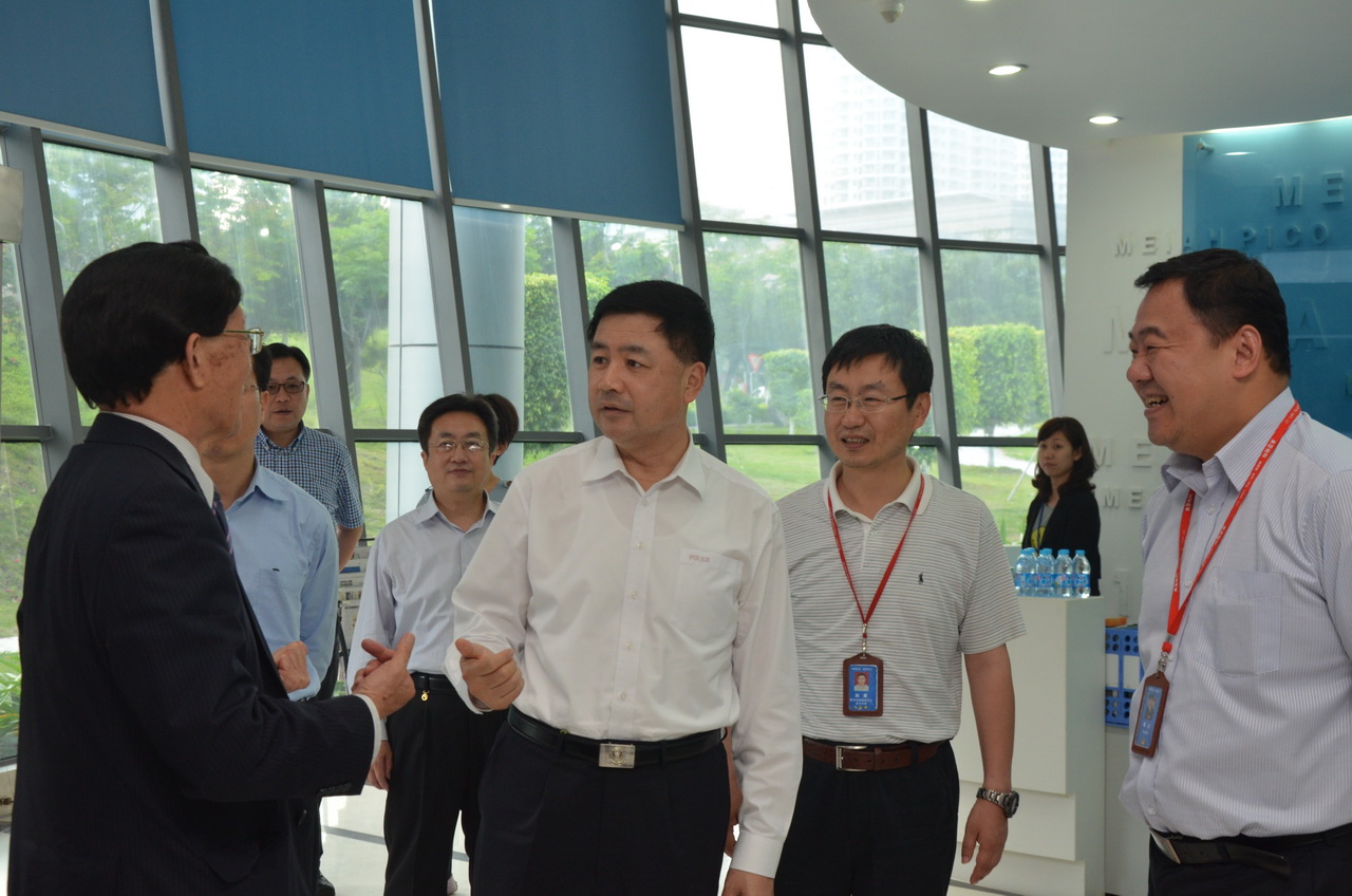 1539594993431406.jpg 01.jpg